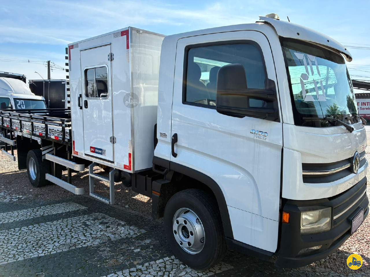 CAMINHAO VOLKSWAGEN VW 9170 Carroceria Cabine Suplementar 3/4 4x2 Vieira Caminhões CURITIBA PARANÁ PR